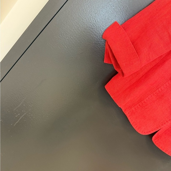 MaxMara sz. 8 vintage linen orange/red
Blazer Classic great vintage condition - Picture 5 of 15